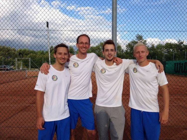 10481703_840792235939670_5496995407909033439_n